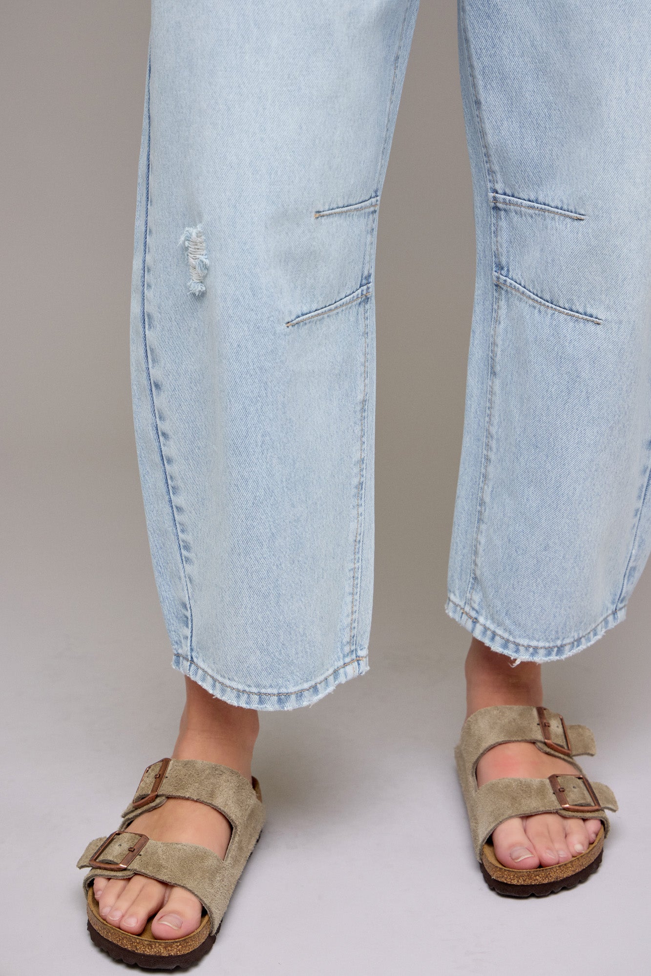 Sammie Barrel Jean by Hidden